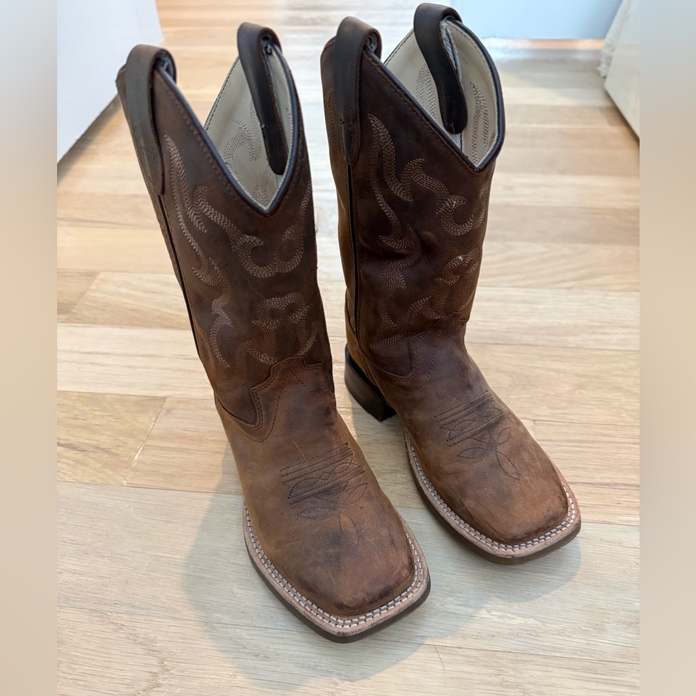 Old West Cream Leather Cowboy Boots